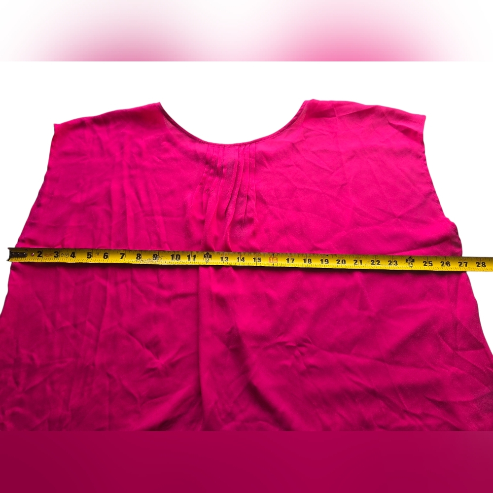 Torrid Women’s Fuchsia Sleeveless Blouse with Gathered Neckline Size 2X - Picture 7 of 12